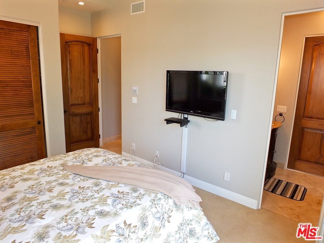 713 JUANITA Avenue, Redondo Beach, California 90277, 3 Bedrooms Bedrooms, ,3 BathroomsBathrooms,Residential,Sold,JUANITA,18338384