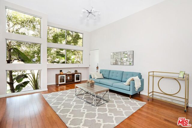 2 Bed Home for Sale in Los Angeles, California