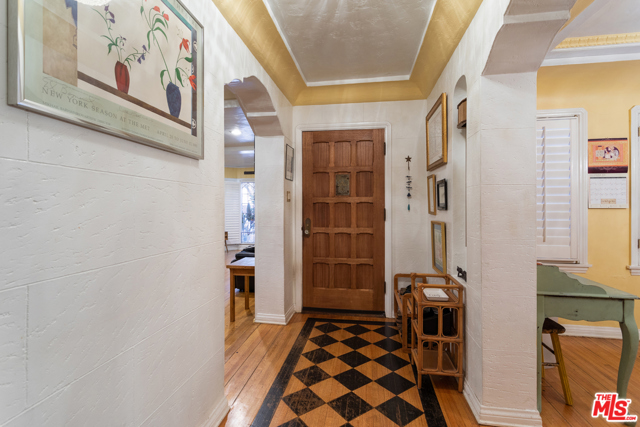  Income Home for Sale in Beverly Hills, California