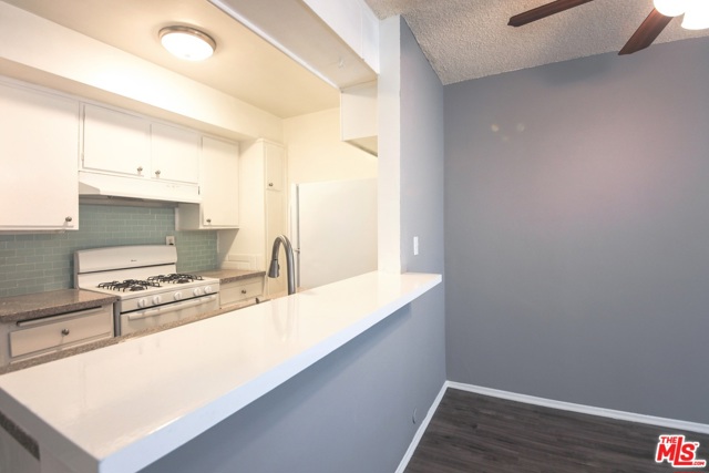  Income Home for Sale in Los Angeles, California