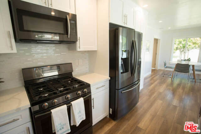 3 Bed Home for Sale in Encino, California