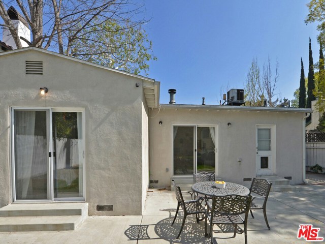 2 Bed Home for Sale in Studio City, California