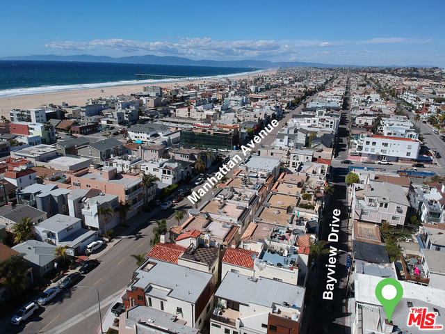 122 BAYVIEW Drive, Hermosa Beach, California 90254, 3 Bedrooms Bedrooms, ,2 BathroomsBathrooms,Residential,Sold,BAYVIEW,18324854