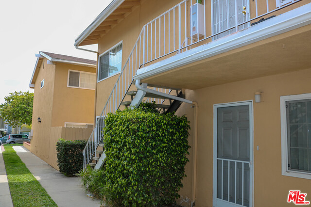 1215 AMETHYST Street, Redondo Beach, California 90277, ,Residential Income,Sold,AMETHYST,18329800