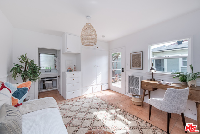 5 Bed Home for Sale in Santa Monica, California