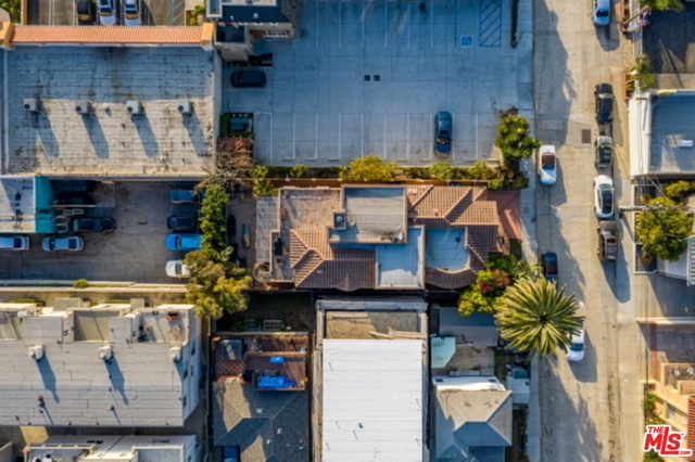 822 6TH Street, Hermosa Beach, California 90254, 4 Bedrooms Bedrooms, ,4 BathroomsBathrooms,Residential,Sold,6TH,19537348