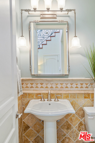 1617 23RD Street, Manhattan Beach, California 90266, 5 Bedrooms Bedrooms, ,5 BathroomsBathrooms,Residential,Sold,23RD,18332174