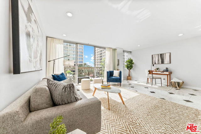 2 Bed Home for Sale in Los Angeles, California