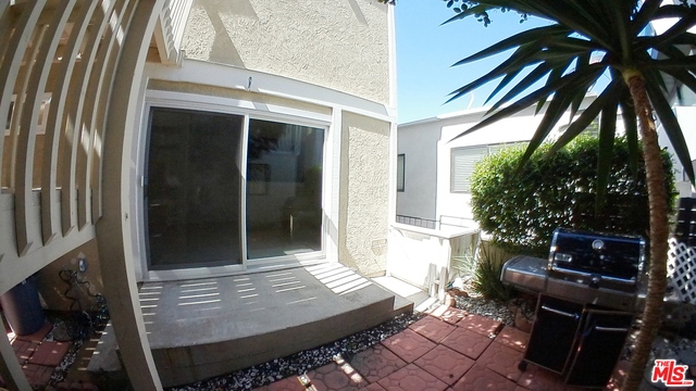 122 BAYVIEW Drive, Hermosa Beach, California 90254, 3 Bedrooms Bedrooms, ,2 BathroomsBathrooms,Residential,Sold,BAYVIEW,18324854