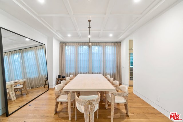 5 Bed Home for Sale in Los Angeles, California