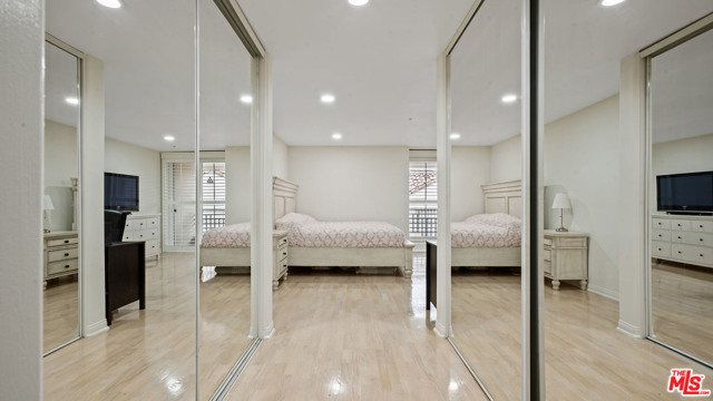 3 Bed Home for Sale in Los Angeles, California