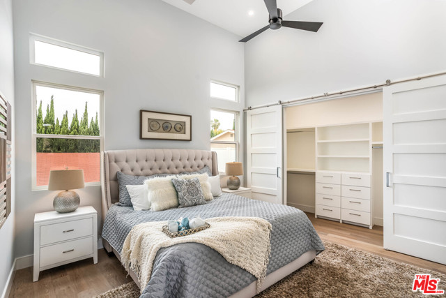 2423 Rockefeller Lane, Redondo Beach, California 90278, 5 Bedrooms Bedrooms, ,5 BathroomsBathrooms,Residential,Sold,Rockefeller,20581390