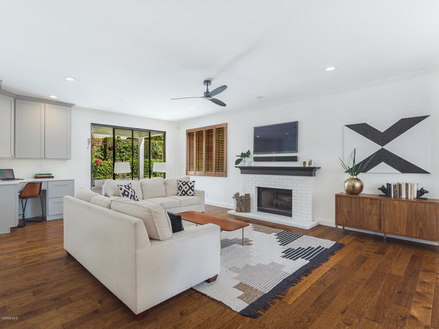 5 Bed Home for Sale in Agoura Hills, California
