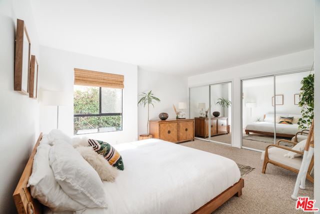 2 Bed Home for Sale in Venice, California