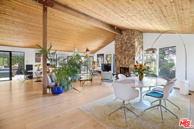 4 Bed Home for Sale in Los Angeles, California