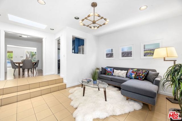 3 Bed Home for Sale in Venice, California