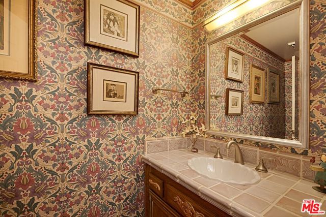 2 Bed Home for Sale in Pacific Palisades, California
