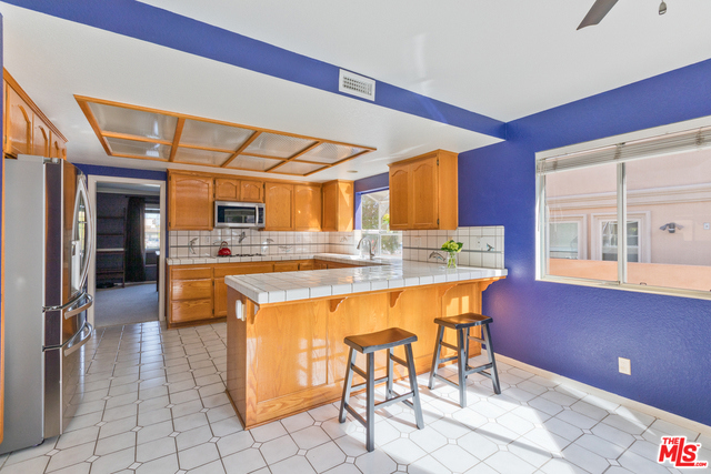 2014 GATES Avenue, Redondo Beach, California 90278, 4 Bedrooms Bedrooms, ,3 BathroomsBathrooms,Residential,Sold,GATES,18308868