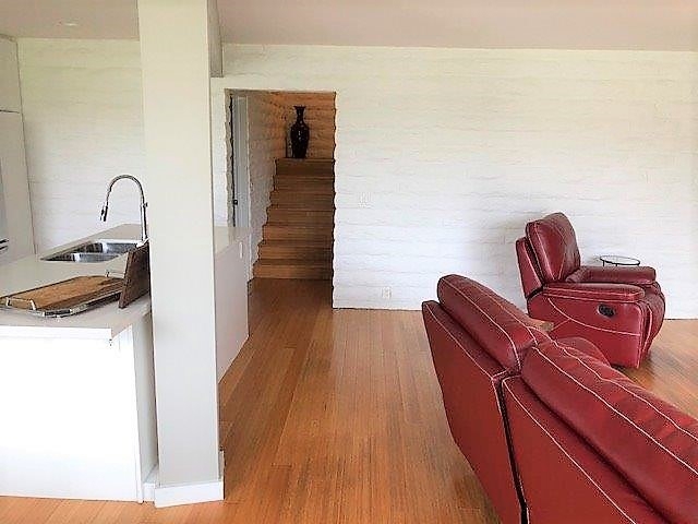 Photo #8: 200016620 Listing 
