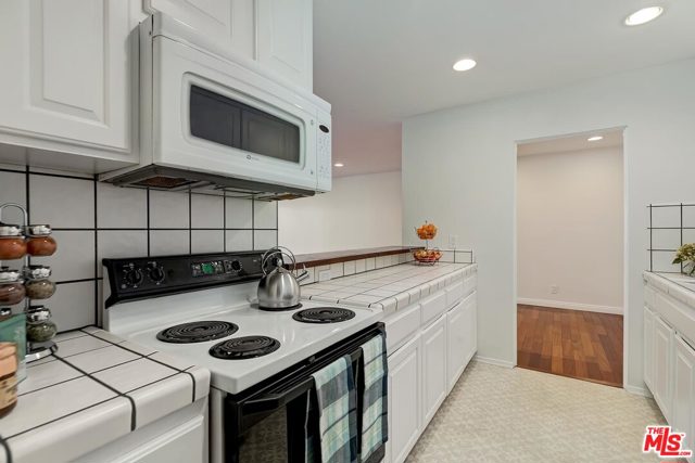 2 Bed Home for Sale in Encino, California