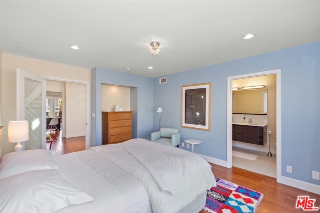 3 Bed Home for Sale in Playa del Rey, California