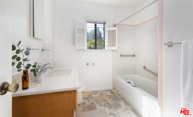 4 Bed Home for Sale in Culver City, California