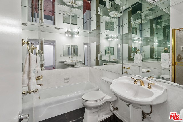 1 Bed Home for Sale in West Hollywood, California