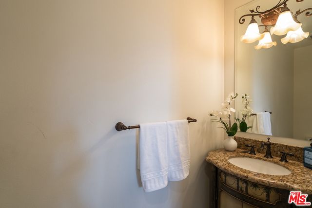1908 CURTIS Avenue, Redondo Beach, California 90278, 4 Bedrooms Bedrooms, ,3 BathroomsBathrooms,Residential,Sold,CURTIS,17248288