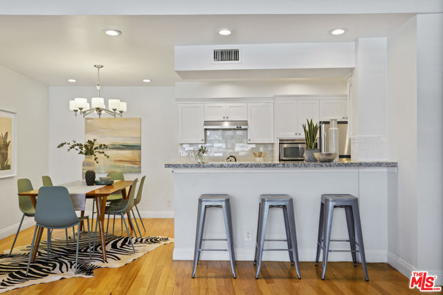 1 Bed Home for Sale in Los Angeles, California