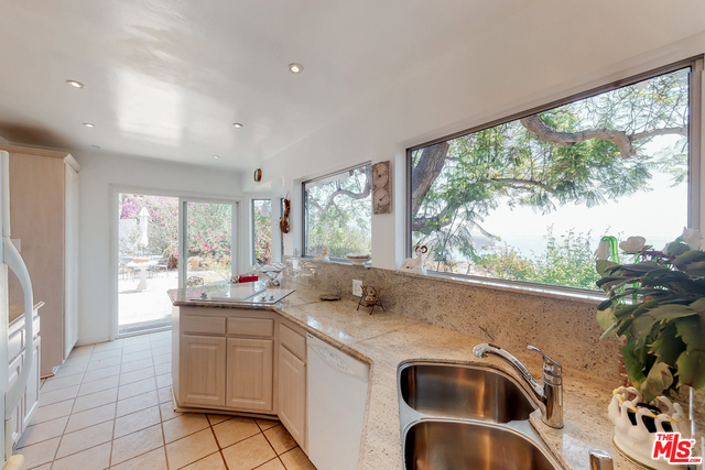 36 SEA COVE Drive, Rancho Palos Verdes, California 90275, 2 Bedrooms Bedrooms, ,2 BathroomsBathrooms,Residential,Sold,SEA COVE,18373946