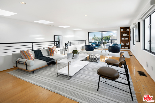 3 Bed Home for Sale in Venice, California