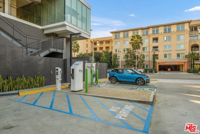 2 Bed Home for Sale in Playa Vista, California