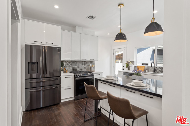 3 Bed Home for Sale in Los Angeles, California