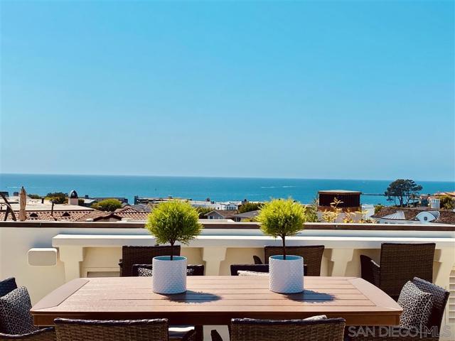 Photo of 248 Driftwood Rd, Corona del Mar, CA 92625