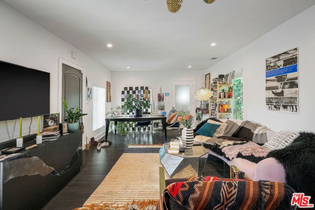  Income Home for Sale in Los Angeles, California