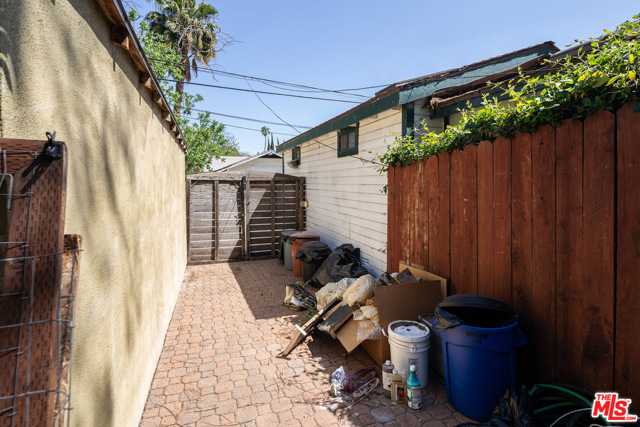 3 Bed Home for Sale in Los Angeles, California