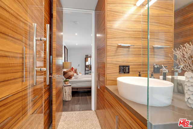  Home for Sale in Los Angeles, California