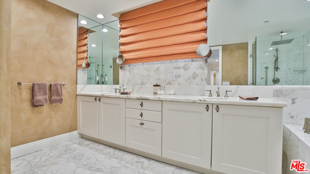 3 Bed Home for Sale in Beverly Hills, California