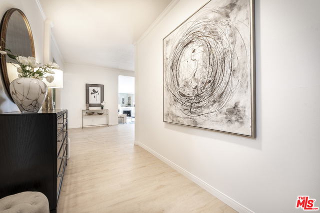 2 Bed Home for Sale in Los Angeles, California