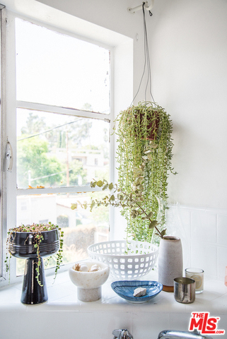  Income Home for Sale in Los Angeles, California