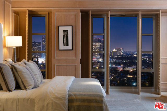2 Bed Home for Sale in Los Angeles, California