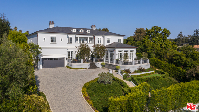 7 Bed Home for Sale in Los Angeles, California