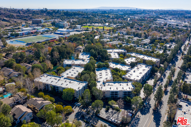 2 Bed Home for Sale in Culver City, California