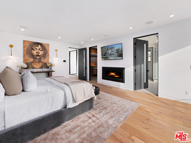 4 Bed Home for Sale in Los Angeles, California