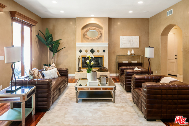 1617 CHESTNUT Avenue, Manhattan Beach, California 90266, 5 Bedrooms Bedrooms, ,4 BathroomsBathrooms,Residential,Sold,CHESTNUT,19510770