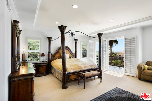 4 Bed Home for Sale in Pacific Palisades, California