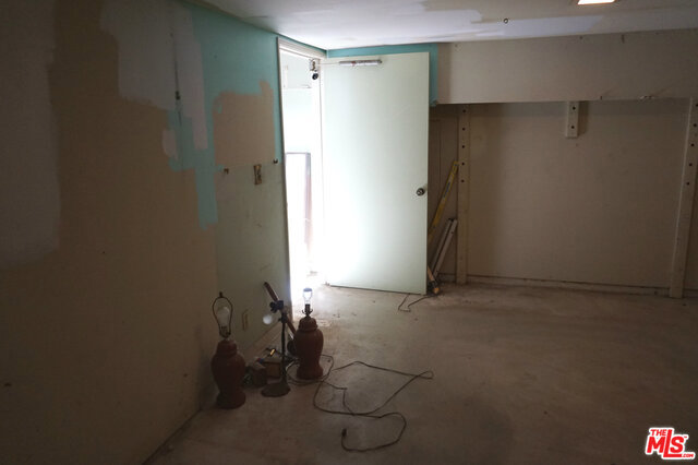 403 ELENA Avenue, Redondo Beach, California 90277, 3 Bedrooms Bedrooms, ,2 BathroomsBathrooms,Residential,Sold,ELENA,18397874