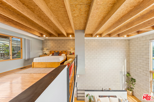 2 Bed Home for Sale in Los Angeles, California