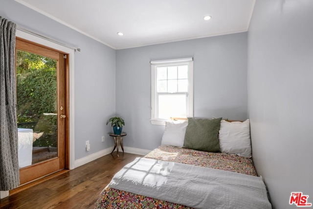 2 Bed Home for Sale in Los Angeles, California