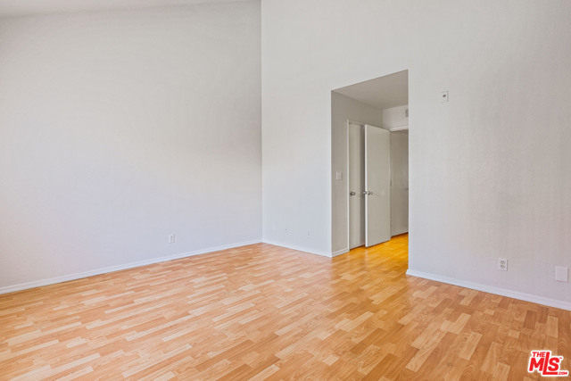 2 Bed Home for Sale in Los Angeles, California